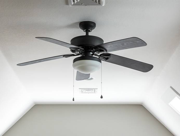 Inner Ceiling Fan Using Ceiling Fans to Improve Indoor Comfort | Potts Electric