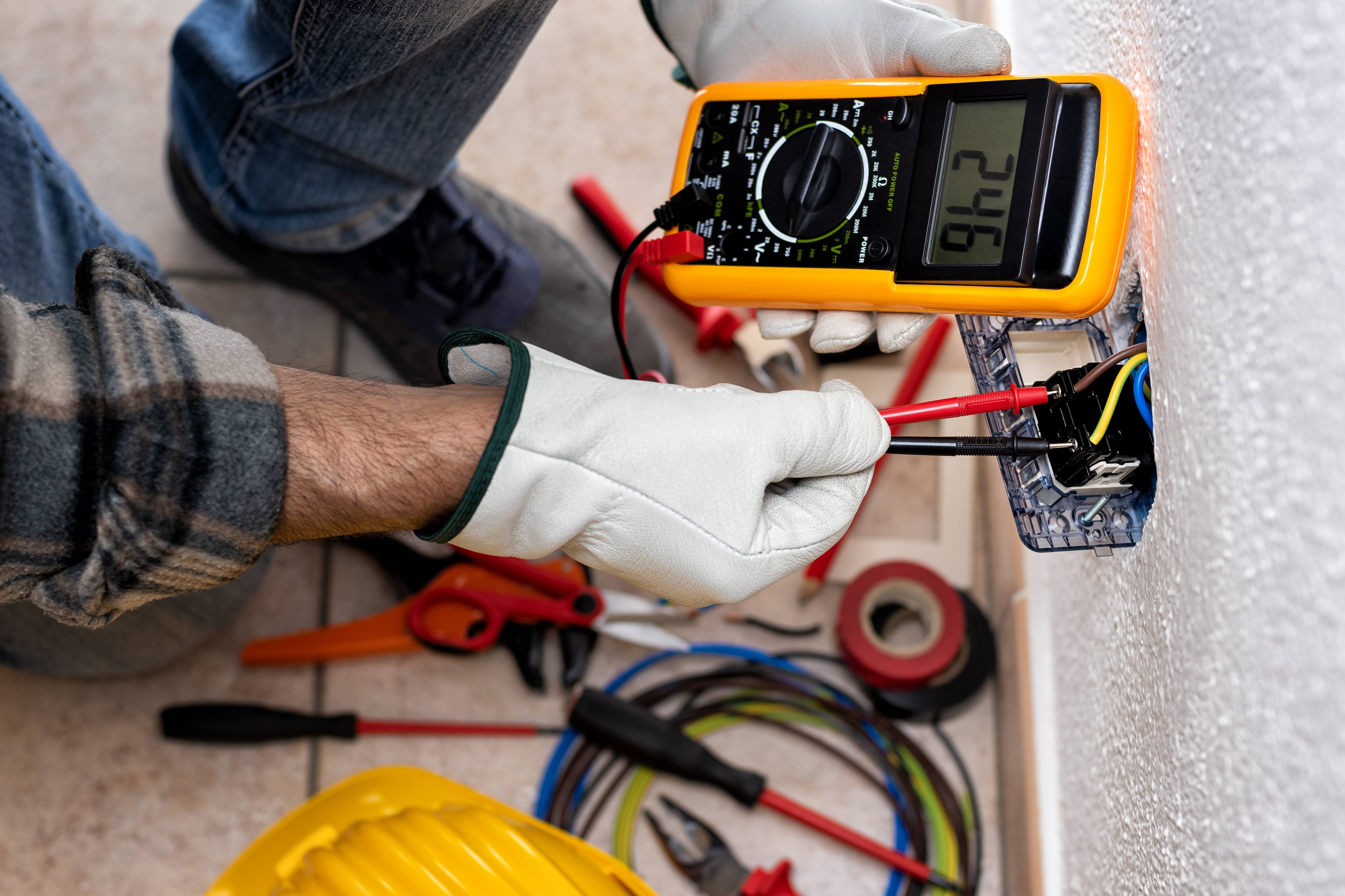 Doing Your Own Electrical Work in St. Louis, Missouri | Potts